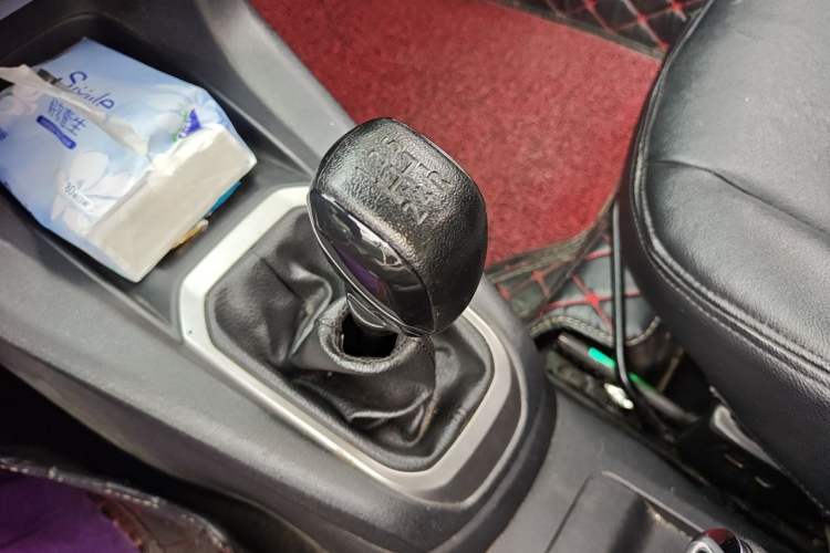 Used Peugeot 301 2014 1.6L Manual Comfort Edition Gear Lever