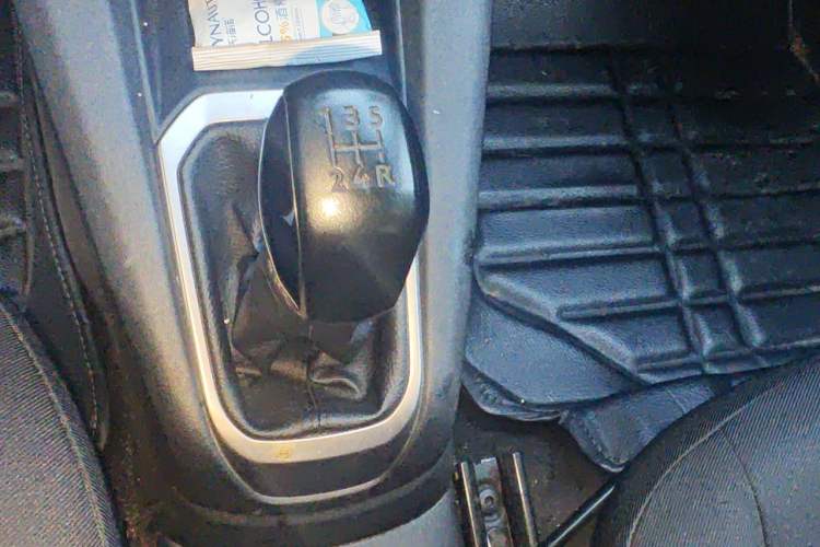 Used Peugeot 301 2014 1.6L Manual Comfort Edition Gear Lever