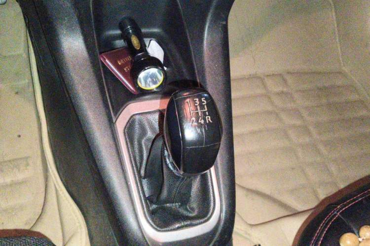 Used Peugeot 301 2014 1.6L Manual Comfort Edition Gear Lever