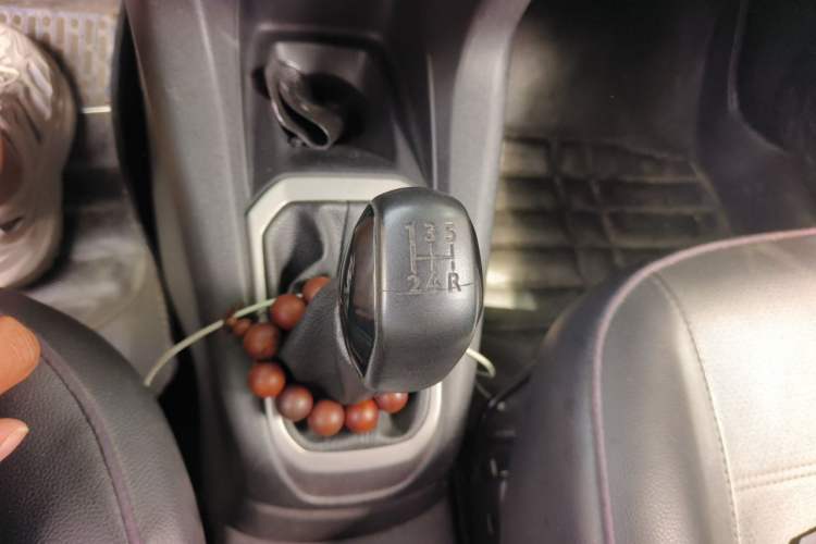 Used Peugeot 301 2014 1.6L Manual Comfort Edition Gear Lever