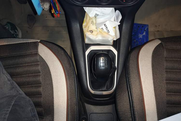 Used Peugeot 301 2014 1.6L Manual Comfort Edition Gear Lever