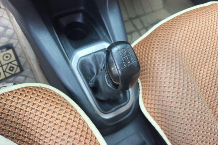 Used Peugeot 301 2014 1.6L Manual Comfort Edition Gear Lever