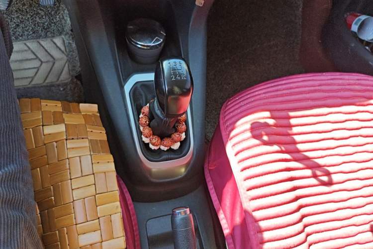 Used Peugeot 301 2014 1.6L Manual Comfort Edition Gear Lever