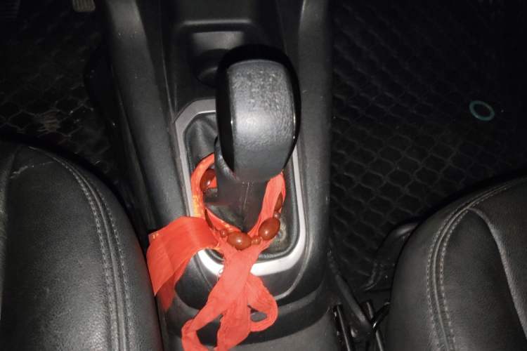 Used Peugeot 301 2014 1.6L Manual Comfort Edition Gear Lever