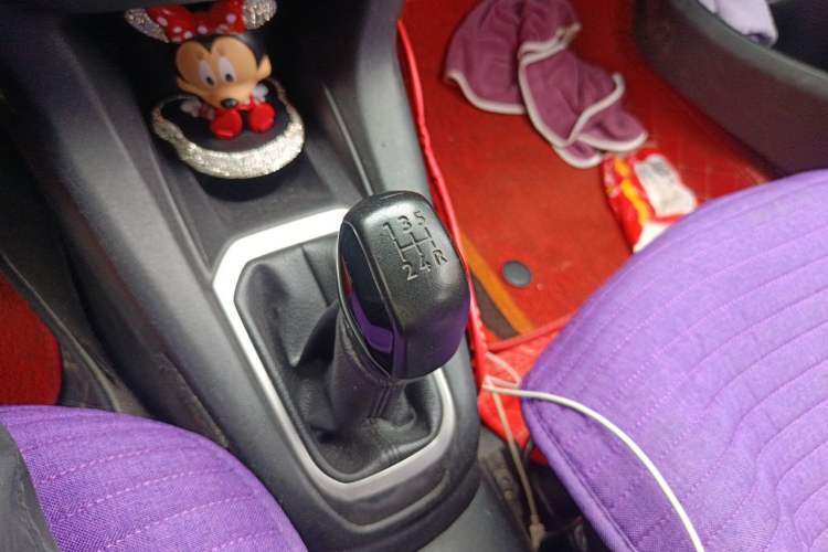 Used Peugeot 301 2014 1.6L Manual Comfort Edition Gear Lever