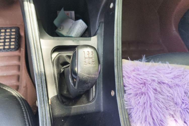 Used Peugeot 301 2014 1.6L Manual Comfort Edition Gear Lever