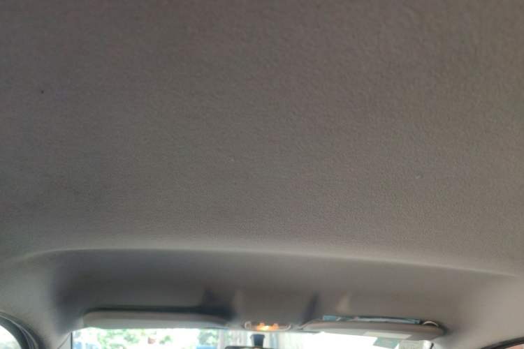 Used Peugeot 301 2014 1.6L Manual Comfort Edition Headliner