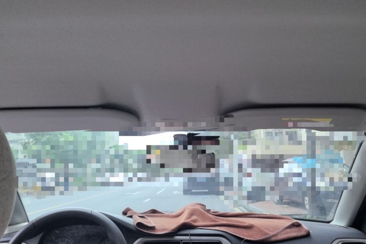 Used Peugeot 301 2014 1.6L Automatic Comfort Edition Headliner