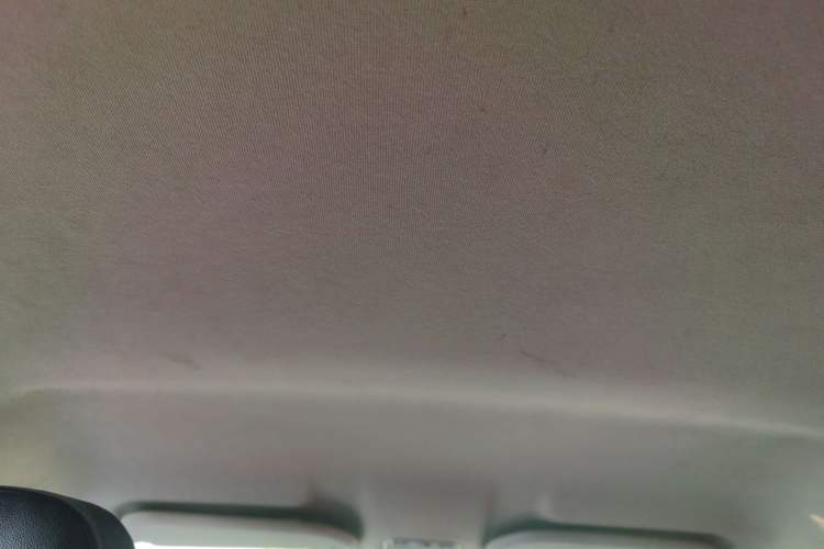 Used Peugeot 301 2014 1.6L Manual Comfort Edition Headliner