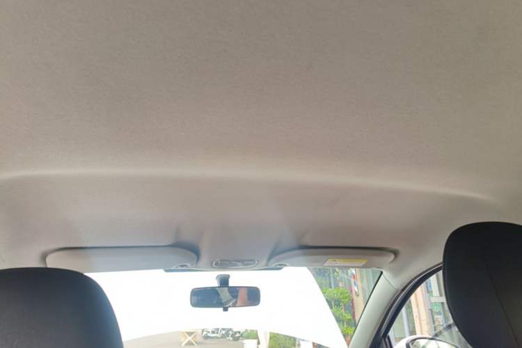 Used Peugeot 301 2014 1.6L Manual Comfort Edition Headliner