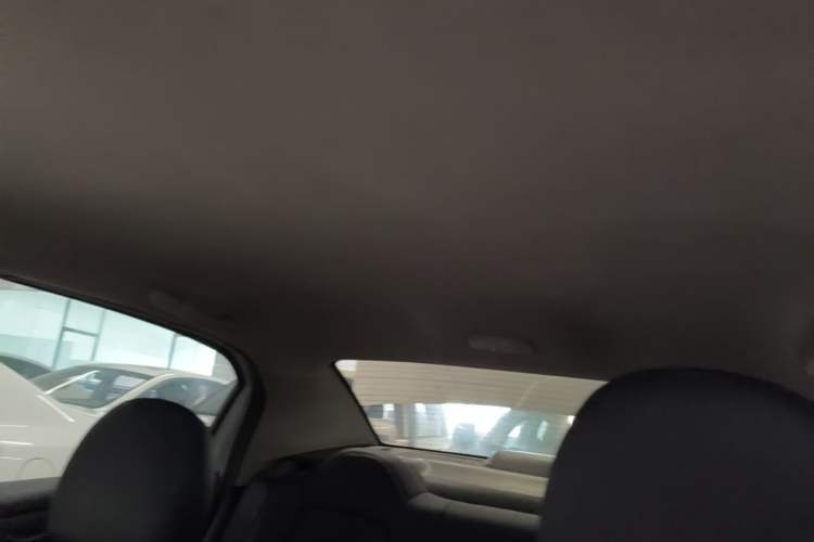 Used Peugeot 301 2014 1.6L Automatic Comfort Edition Headliner