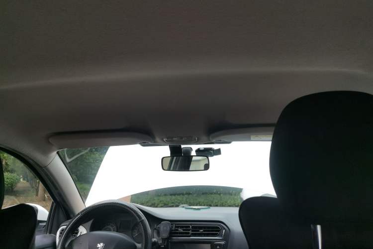 Used Peugeot 301 2014 1.6L Manual Comfort Edition Headliner