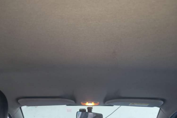 Used Peugeot 301 2014 1.6L Manual Comfort Edition Headliner