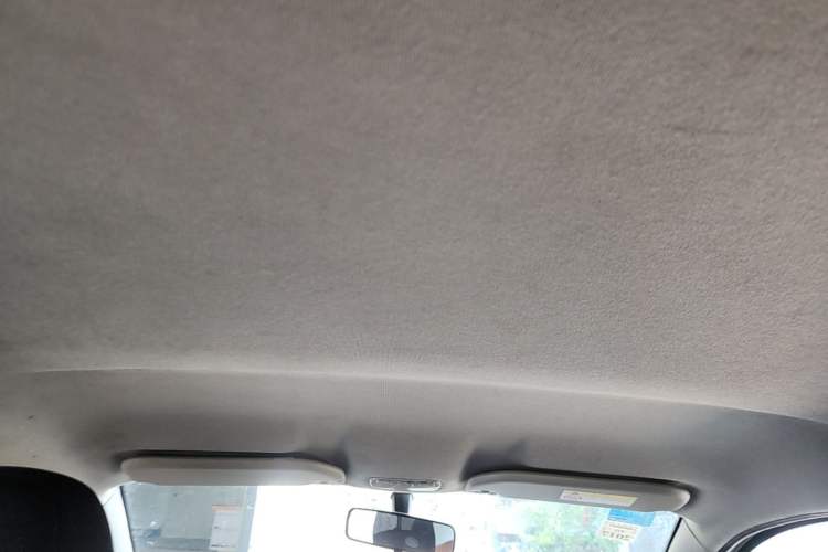Used Peugeot 301 2014 1.6L Manual Comfort Edition Headliner