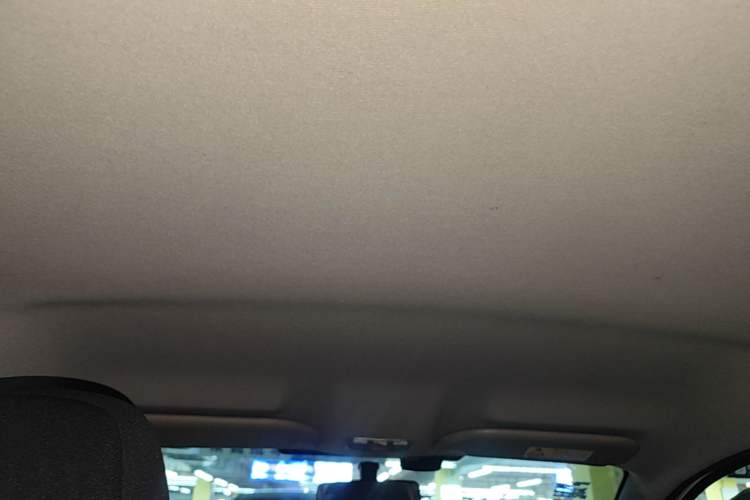 Used Peugeot 301 2014 1.6L Automatic Comfort Edition Headliner