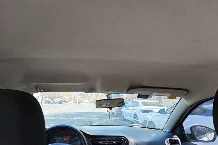 Used Peugeot 301 2014 1.6L Manual Comfort Edition Headliner