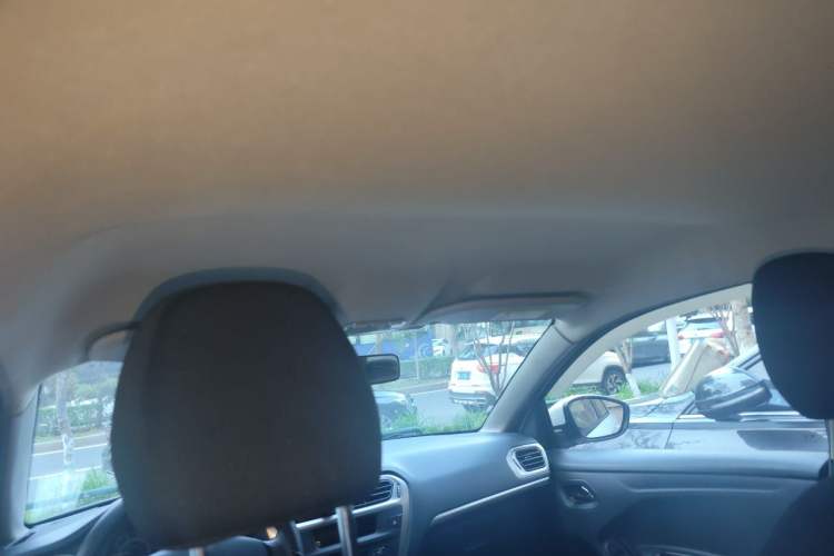 Used Peugeot 301 2014 1.6L Manual Comfort Edition Headliner