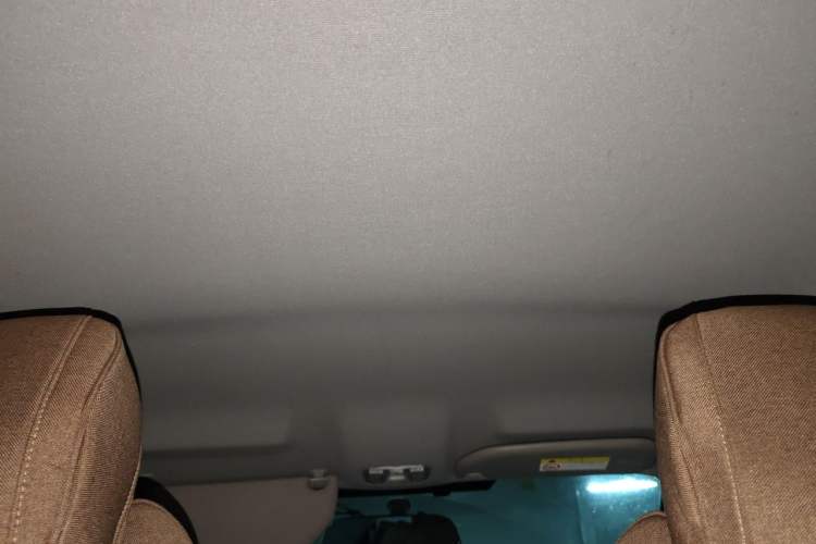 Used Peugeot 301 2014 1.6L Automatic Comfort Edition Headliner