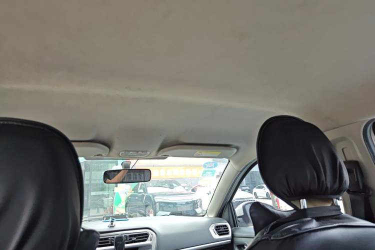 Used Peugeot 301 2014 1.6L Manual Comfort Edition Headliner