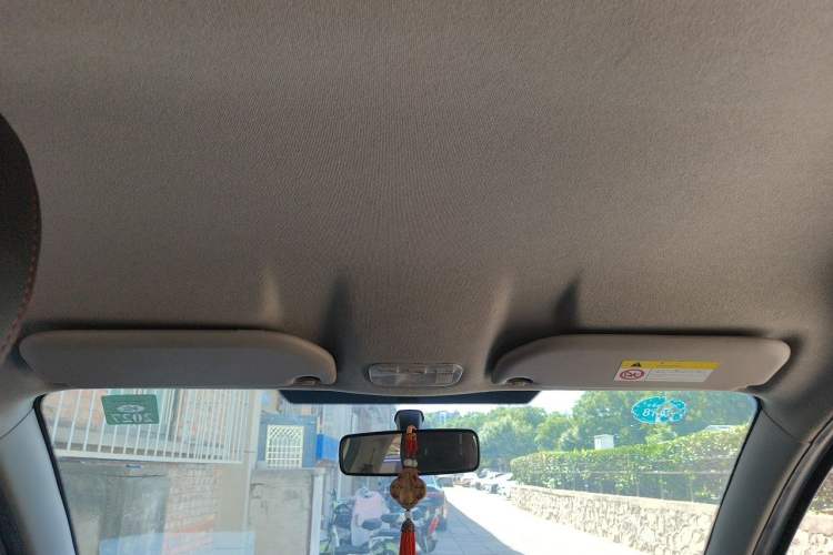 Used Peugeot 301 2014 1.6L Automatic Comfort Edition Headliner