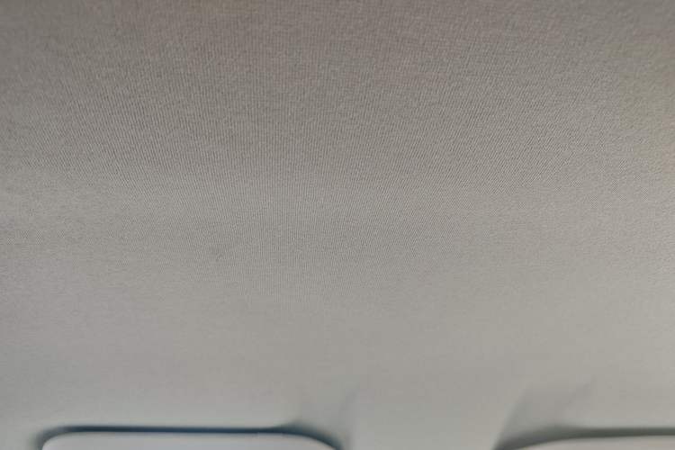 Used Peugeot 301 2014 1.6L Automatic Comfort Edition Headliner