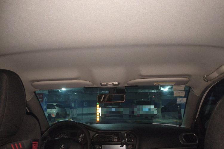 Used Peugeot 301 2014 1.6L Automatic Comfort Edition Headliner