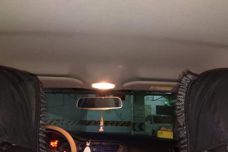 Used Peugeot 301 2014 1.6L Manual Comfort Edition Headliner