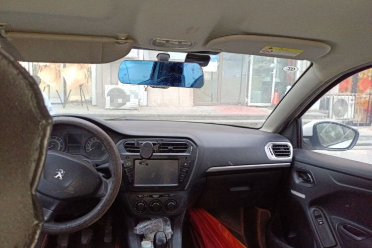 Used Peugeot 301 2014 1.6L Manual Comfort Edition Headliner