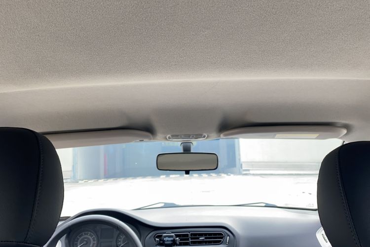 Used Peugeot 301 2014 1.6L Automatic Comfort Edition Headliner