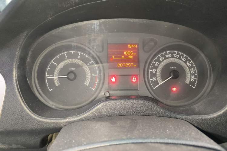 Used Peugeot 301 2014 1.6L Manual Comfort Edition Instrument Cluster