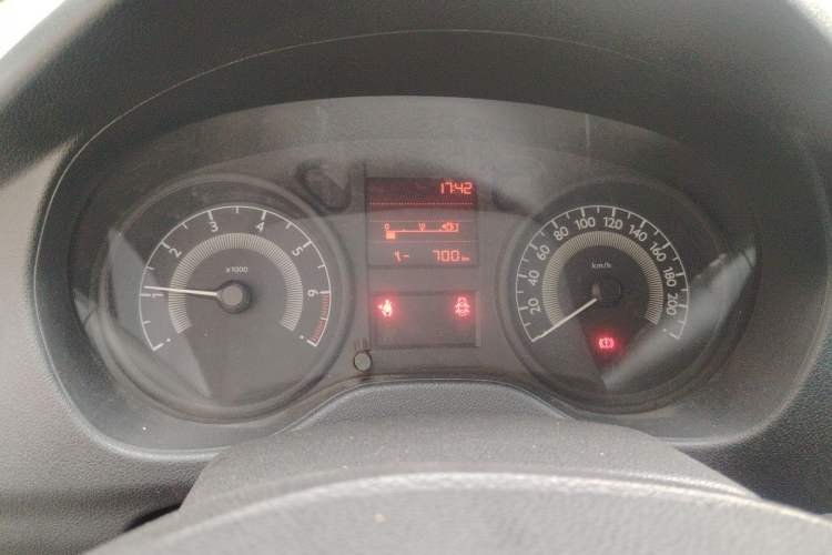 Used Peugeot 301 2014 1.6L Manual Comfort Edition Instrument Cluster