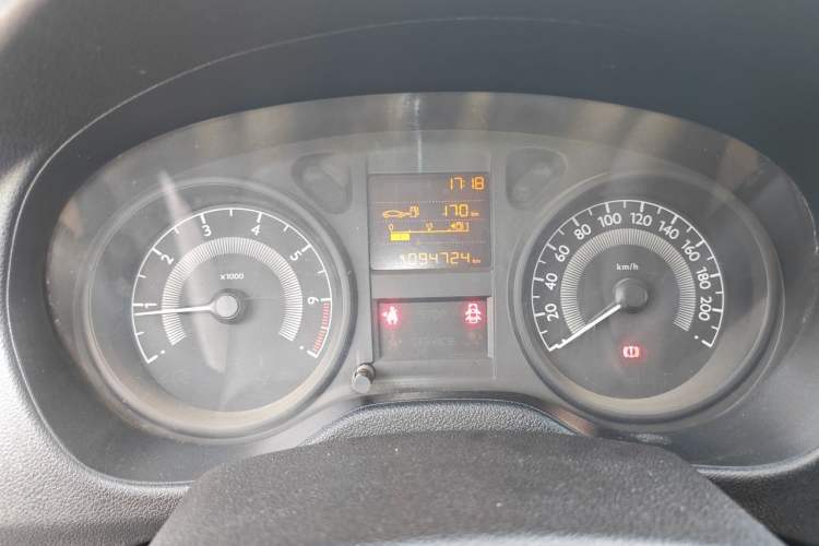 Used Peugeot 301 2014 1.6L Manual Comfort Edition Instrument Cluster