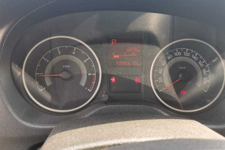 Used Peugeot 301 2014 1.6L Automatic Luxury Edition Instrument Cluster