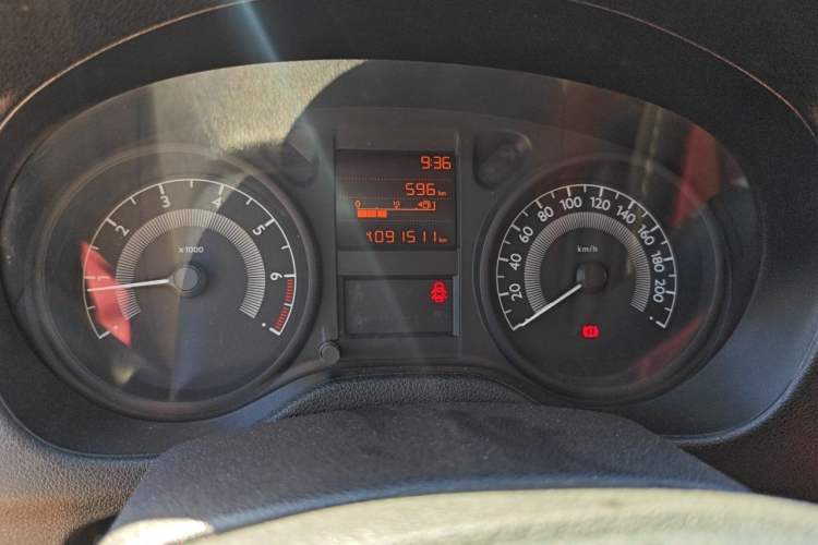Used Peugeot 301 2014 1.6L Manual Comfort Edition Instrument Cluster