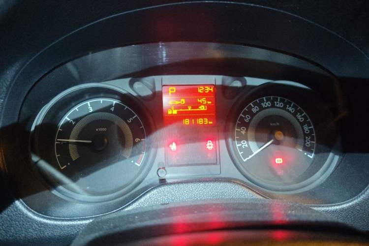 Used Peugeot 301 2014 1.6L Automatic Comfort Edition Instrument Cluster