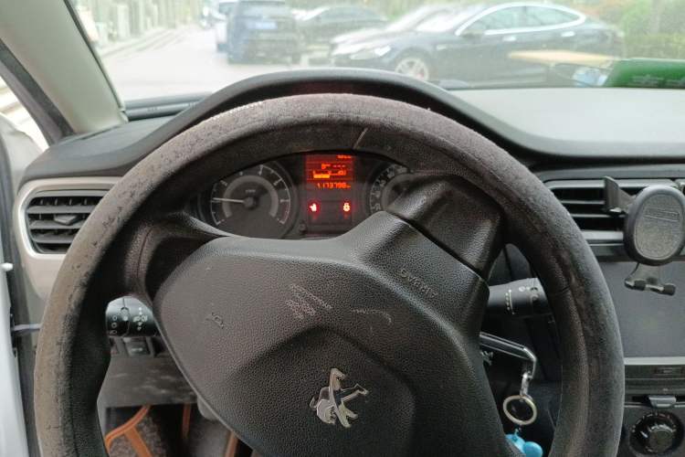 Used Peugeot 301 2014 1.6L Manual Comfort Edition Instrument Cluster