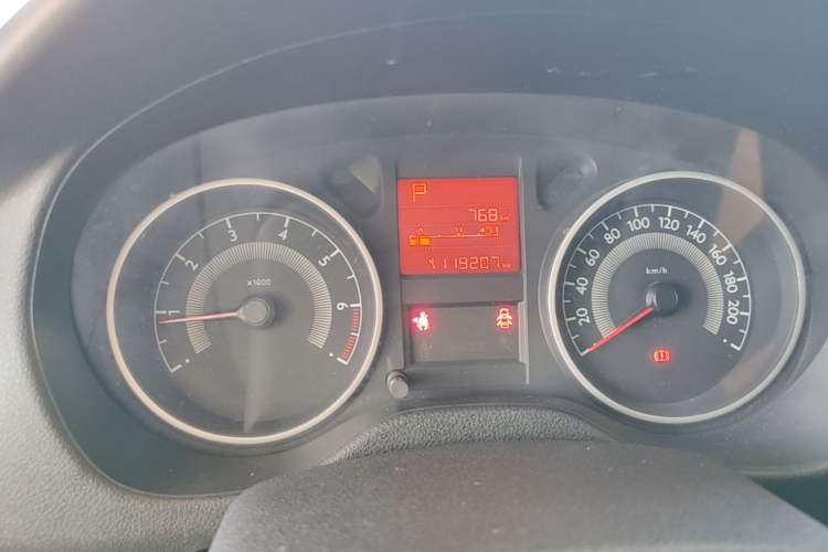 Used Peugeot 301 2014 1.6L Automatic Luxury Edition Instrument Cluster