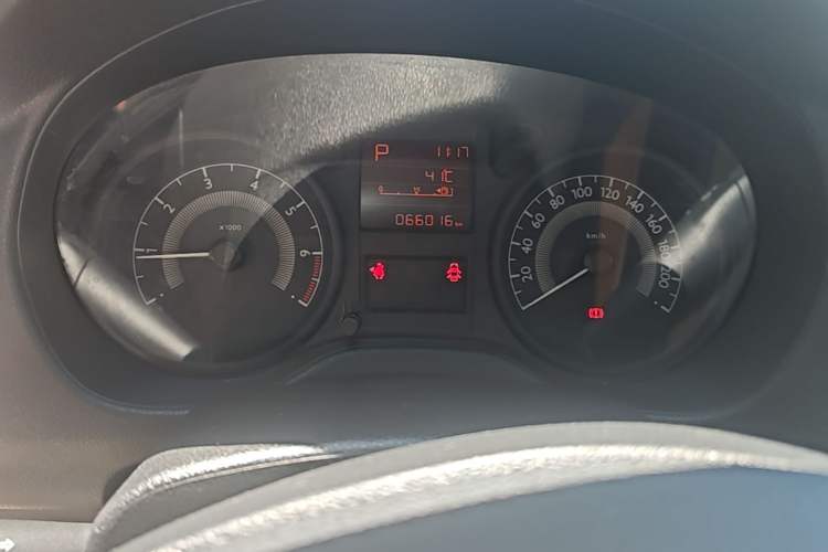 Used Peugeot 301 2014 1.6L Automatic Comfort Edition Instrument Cluster