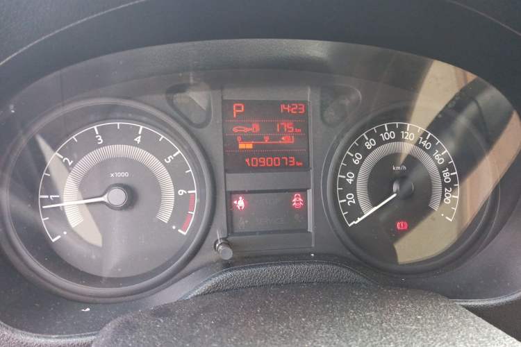 Used Peugeot 301 2014 1.6L Automatic Comfort Edition Instrument Cluster
