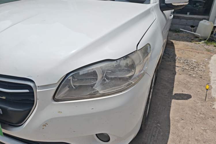 Used Peugeot 301 2014 1.6L Manual Comfort Edition CNG Left Front Headlight