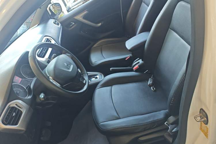 Used Peugeot 301 2014 1.6L Automatic Luxury Edition Left Front Seat