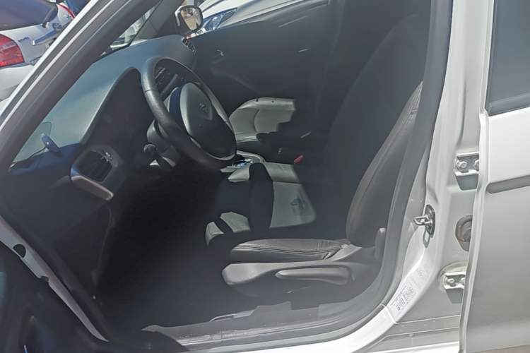 Used Peugeot 301 2014 1.6L Automatic Comfort Edition Left Front Seat