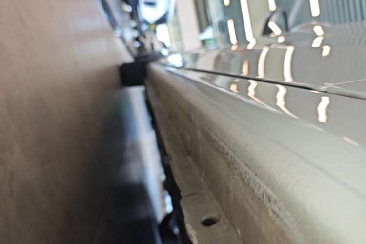 Used Peugeot 301 2014 1.6L Automatic Luxury Edition Left Side Sill