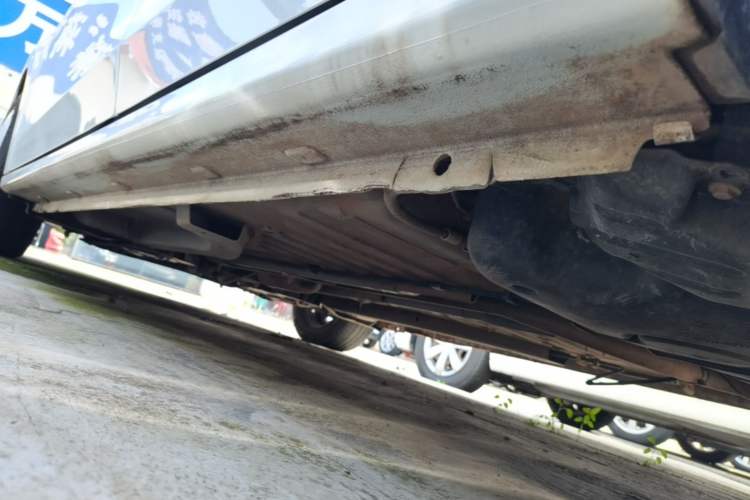Used Peugeot 301 2014 1.6L Manual Comfort Edition Left Side Sill