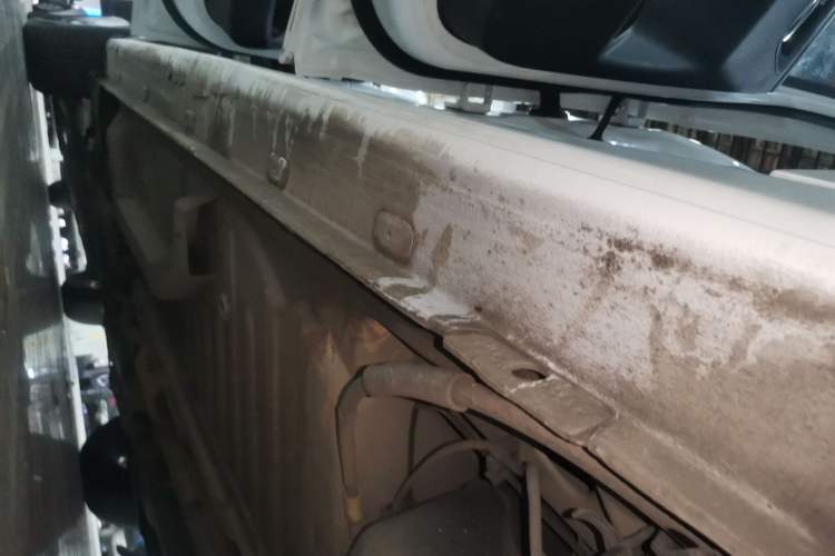 Used Peugeot 301 2014 1.6L Automatic Comfort Edition Left Side Sill