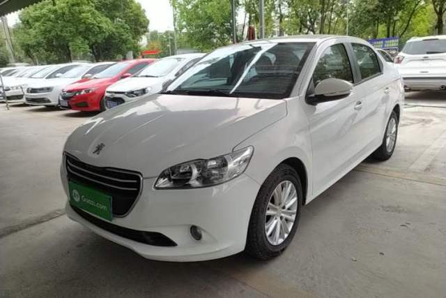 Used Peugeot 301 2014 1.6L Manual Comfort Edition