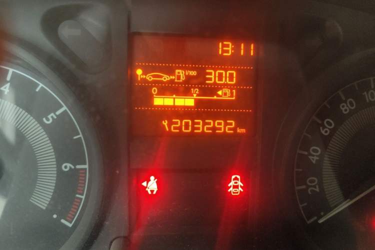 Used Peugeot 301 2014 1.6L Manual Comfort Edition CNG Odometer Close Up
