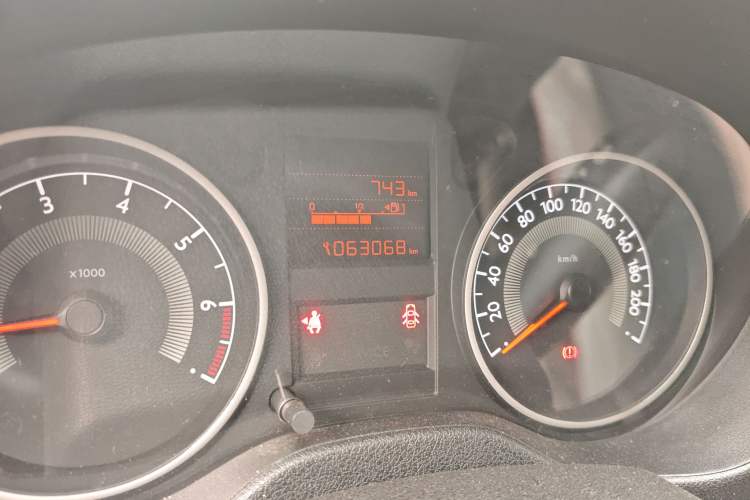 Used Peugeot 301 2014 1.6L Manual Luxury Edition Odometer Close Up