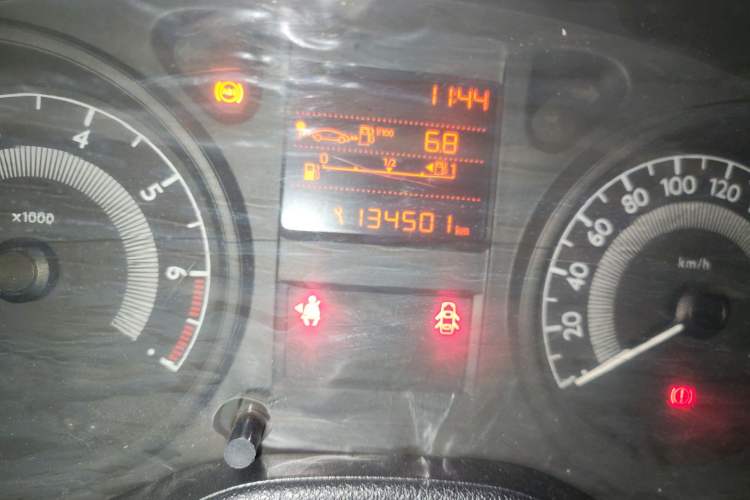 Used Peugeot 301 2014 1.6L Manual Comfort Edition Odometer Close Up