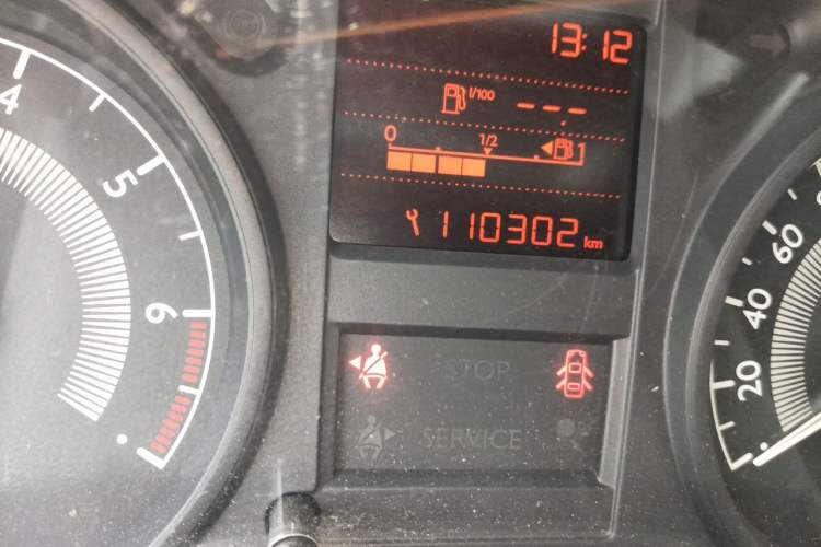 Used Peugeot 301 2014 1.6L Manual Comfort Edition Odometer Close Up